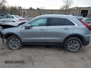 2025 Cadillac XT4 AWD Premium Luxury with VIN 1GYFZDR41SF131347, listed as a IAAI auction lot 42082199 with 9,416 mi miles and . Bid and sale history available at carsss.com. Image 15.