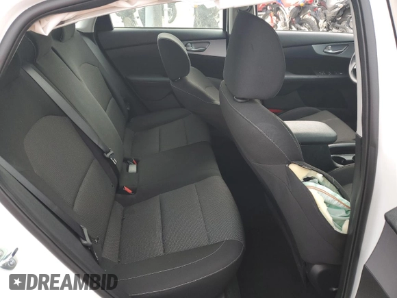 2024 Kia Forte LXS with VIN 3KPF24AD8RE785529, listed as a Copart auction lot 50771605 with 14,672 mi miles and Salvage Title. Bid and sale history available at DreamBid. Image 11.