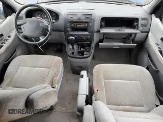 2004 Kia Sedona LX with VIN KNDUP131946505075, listed as a Copart auction lot 81686734 with 108,111 mi miles and Salvage Title. Bid and sale history available at carsss.com. Image 8.