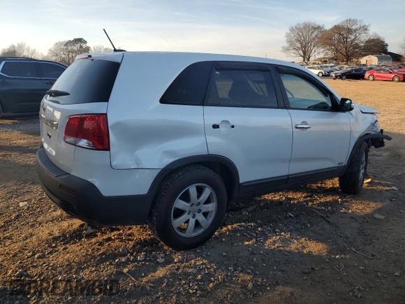 2012 Kia Sorento LX with VIN 5XYKTCA61CG221271, listed as a Copart auction lot 86444314 with 146,095 mi miles and Salvage Title. Bid and sale history available at carsss.com. Image 3.