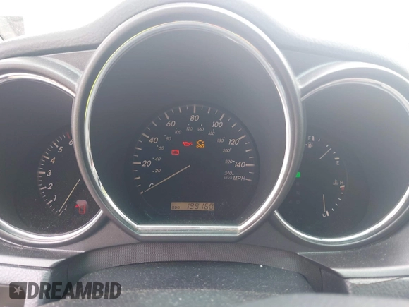 2004 Lexus RX 330 with VIN JTJHA31U640033199, listed as a IAAI auction lot 41990408 with 199,160 mi miles and . Bid and sale history available at DreamBid. Image 7.