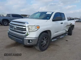 2016 Toyota Tundra SR z VIN 5TFRM5F10GX097792, wystawiony jako IAAI lot #41516069 z przebiegiem 199 598 mil mil oraz . Historia ofert i sprzedaży dostępna na DreamBid. Obrazek 17.
