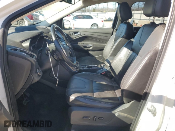 2013 Ford Escape Titanium с VIN 1FMCU0J96DUD67980, выставлен на аукционе Copart как лот 87187974 с пробегом 107 284 миль миль и Списание • Salvage title. История ставок и продаж доступна на DreamBid. Изображение 7.