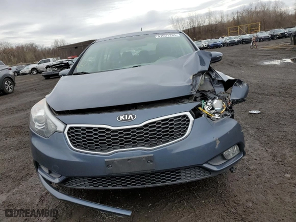 2016 Kia Forte 5-Door LX with VIN KNAFK5A87G5636124, listed as a Copart auction lot 51601795 with 87,028 mi miles and Salvage Title. Bid and sale history available at carsss.com. Image 5.