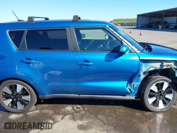 2016 Kia Soul + with VIN KNDJP3A56G7360757, listed as a IAAI auction lot 41840778 with 82,399 mi miles. Bid and sale history available at carsss.com. Image 14.