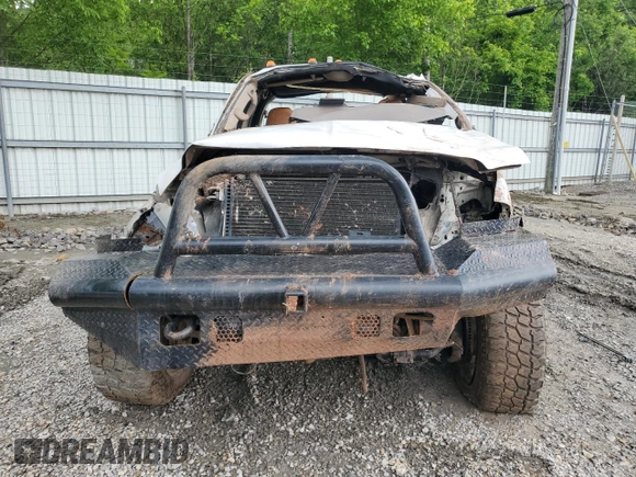 2004 Ford F-350 XL with VIN 1FTSW31P14EB99282, listed as a Copart auction lot 56702565 with Not provided miles and Salvage title. Bid and sale history available at DreamBid. Image 5.