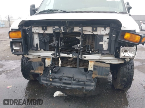 2008 Ford Econoline Cargo Commercial with VIN 1FTNS24L38DA02653, listed as a IAAI auction lot 41118303 with 185,433 mi miles and . Bid and sale history available at DreamBid. Image 6.