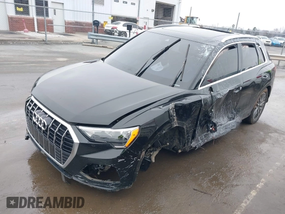 2021 Audi Q3 Premium with VIN WA1AUCF31M1131914, listed as a IAAI auction lot 41571543 with 35,477 mi miles and . Bid and sale history available at DreamBid. Image 2.