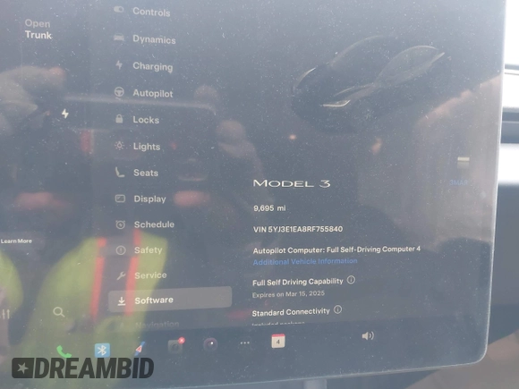 2024 Tesla Model 3 z VIN 5YJ3E1EA8RF755840, wystawiony jako IAAI lot #41677744 z przebiegiem 9 695 mil mil oraz . Historia ofert i sprzedaży dostępna na DreamBid. Obrazek 7.
