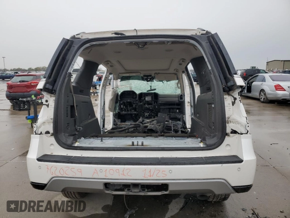 2019 Ford Expedition Limited with VIN 1FMJU1KT4KEA10912, listed as a Copart auction lot 82906024 with 0 mi miles and Salvage Title. Bid and sale history available at carsss.com. Image 6.