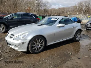 2005 Mercedes-Benz SLK-Class with VIN WDBWK56F25F026373, listed as a Copart auction lot 47872605 with 92,434 mi miles and Salvage Title. Bid and sale history available at carsss.com. Image 1.