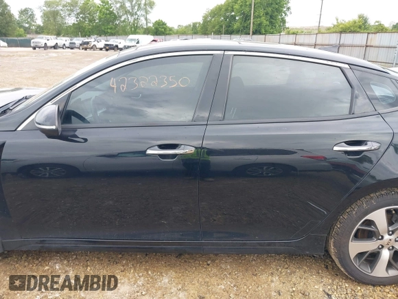 2019 Kia Optima LX z VIN 5XXGT4L3XKG297461, wystawiony jako IAAI lot #42322350 z przebiegiem 103 660 mil mil oraz . Historia ofert i sprzedaży dostępna na DreamBid. Obrazek 14.