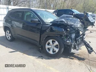 2018 Jeep Compass Latitude with VIN 3C4NJDBB1JT265894, listed as a IAAI auction lot 42109967 with 92,944 mi miles and . Bid and sale history available at DreamBid. Image 1.