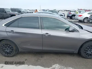 2017 Toyota Camry XLE with VIN 4T1BF1FK2HU669201, listed as a IAAI auction lot 41586166 with 158,552 mi miles. Bid and sale history available at carsss.com. Image 14.