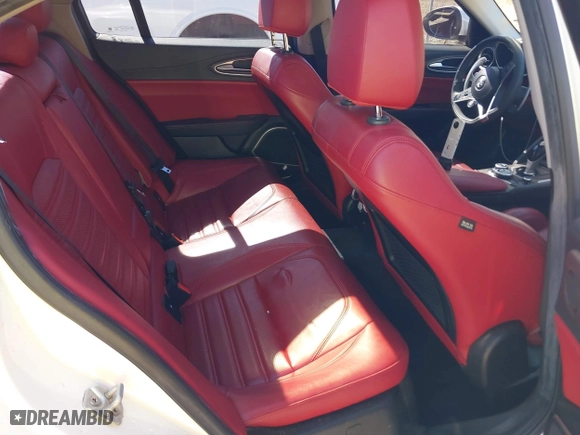 2017 Alfa Romeo Giulia Ti with VIN ZARFAECN0H7560749, listed as a IAAI auction lot 41674283 with 109,678 mi miles. Bid and sale history available at carsss.com. Image 8.