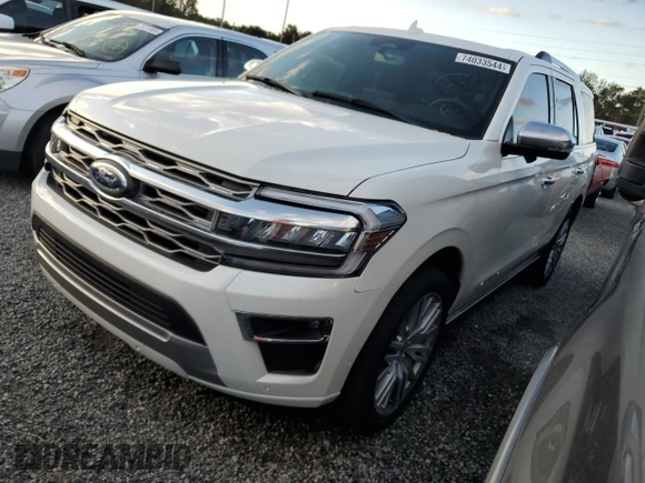 2024 Ford Expedition Platinum z VIN 1FMJU1L82REA60907, wystawiony jako Copart lot #74033544 z przebiegiem 2 700 mil mil oraz Szkoda całkowita • Salvage title. Historia ofert i sprzedaży dostępna na DreamBid. Obrazek 1.