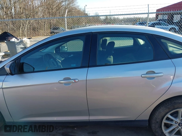 2018 Ford Focus SE with VIN 1FADP3F28JL239860, listed as a IAAI auction lot 41497350 with 84,666 mi miles. Bid and sale history available at carsss.com. Image 14.