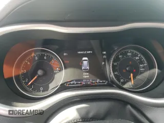 2016 Jeep Cherokee Limited z VIN 1C4PJMDS9GW340821, wystawiony jako Copart lot #54761795 z przebiegiem 98 114 mil mil oraz Szkoda całkowita • Salvage title. Historia ofert i sprzedaży dostępna na DreamBid. Obrazek 9.