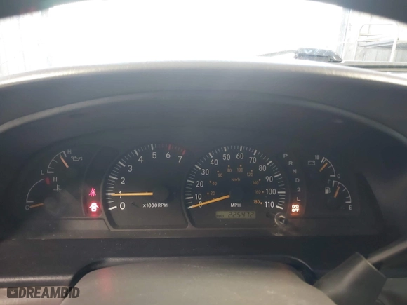 2000 Toyota Tundra SR5 with VIN 5TBBT4410YS040624, listed as a IAAI auction lot 41754230 with 225,472 mi miles. Bid and sale history available at carsss.com. Image 7.
