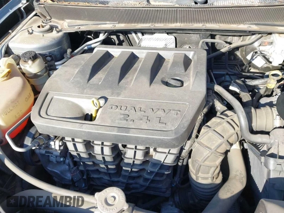 2007 Chrysler Sebring z VIN 1C3LC46K27N530587, wystawiony jako Copart lot #87905995 z przebiegiem 96 297 mil mil oraz Czysty tytuł • Clean title. Historia ofert i sprzedaży dostępna na DreamBid. Obrazek 7.