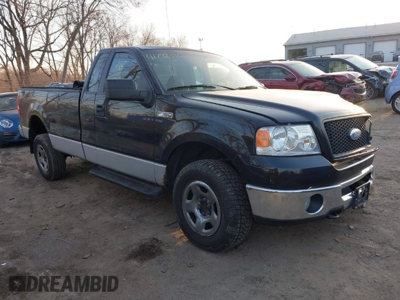 2006 Ford F-150 XL with VIN 1FTRF14W26NA53532, listed as a IAAI auction lot 41792110 with 115,264 mi miles. Bid and sale history available at carsss.com. Image 1.