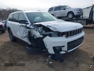 2024 Jeep Grand Cherokee Limited z VIN 1C4RJKBG2R8625086, wystawiony jako IAAI lot #41461558 z przebiegiem 3 001 mil mil oraz . Historia ofert i sprzedaży dostępna na DreamBid. Obrazek 1.