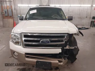 2011 Ford Expedition XLT с VIN 1FMJU1J54BEF43443, выставлен на аукционе IAAI как лот 42052349 с пробегом 194 511 миль миль и . История ставок и продаж доступна на DreamBid. Изображение 13.