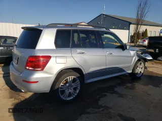 2015 Mercedes-Benz GLK 250 with VIN WDCGG0EB7FG378413, listed as a Copart auction lot 41513954 with 155,151 mi miles and . Bid and sale history available at DreamBid. Image 3.
