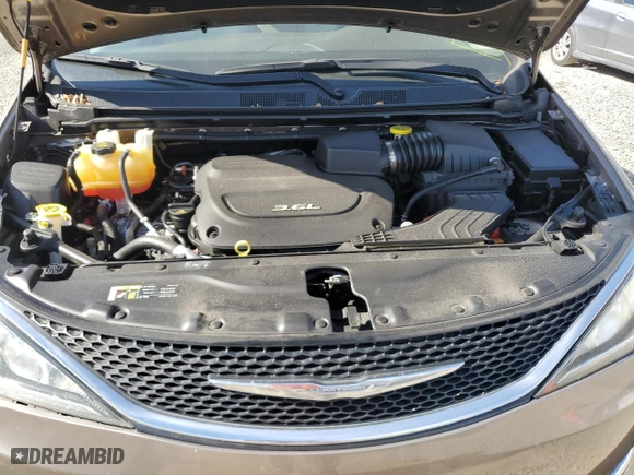 2017 Chrysler Pacifica Touring-L with VIN 2C4RC1BG6HR613854, listed as a Copart auction lot 84340444 with 129,587 mi miles and Salvage Title. Bid and sale history available at carsss.com. Image 12.
