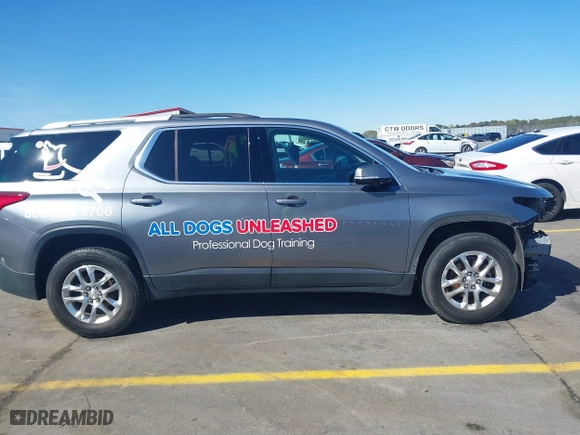 2018 Chevrolet Traverse LT Cloth with VIN 1GNEVGKW7JJ215007, listed as a IAAI auction lot 41848551 with 108,467 mi miles. Bid and sale history available at carsss.com. Image 14.