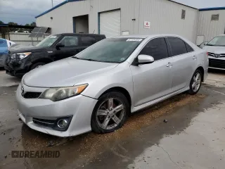 2013 Toyota Camry L with VIN 4T1BF1FK1DU266417, listed as a Copart auction lot 73972983 with 0 mi miles and Salvage Title. Bid and sale history available at carsss.com. Image 1.