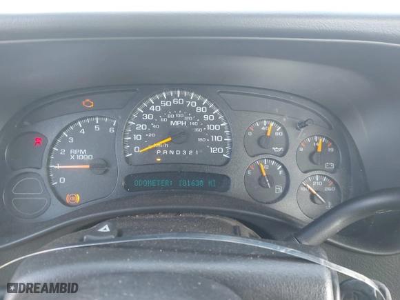 2006 Chevrolet Silverado 1500 Work Truck with VIN 3GCEC14X86G239004, listed as a IAAI auction lot 41566635 with 181,638 mi miles. Bid and sale history available at carsss.com. Image 7.