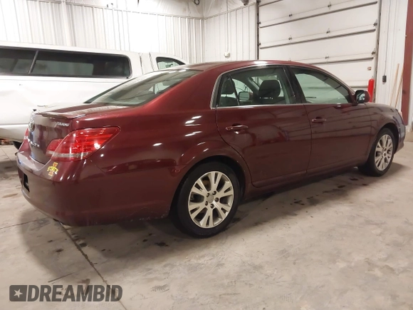 2008 Toyota Avalon XL with VIN 4T1BK36B48U316840, listed as a IAAI auction lot 41631377 with 202,094 mi miles. Bid and sale history available at carsss.com. Image 4.