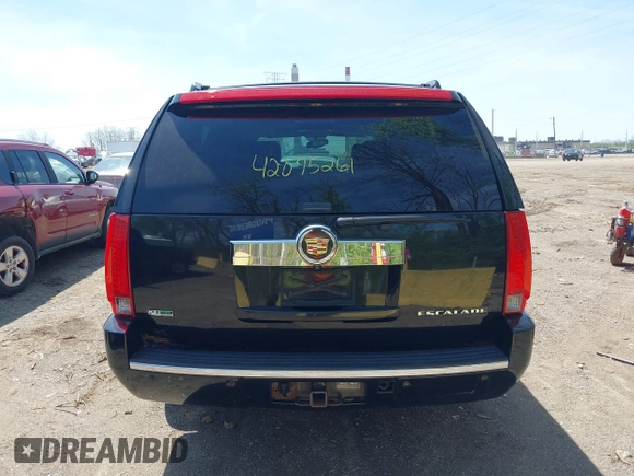 2011 Cadillac Escalade ESV Premium with VIN 1GYS4JEFXBR161853, listed as a IAAI auction lot 42095261 with 210,363 mi miles and . Bid and sale history available at DreamBid. Image 16.