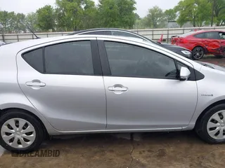 2012 Toyota Prius One with VIN JTDKDTB34C1511523, listed as a IAAI auction lot 41902739 with 68,698 mi miles. Bid and sale history available at carsss.com. Image 14.