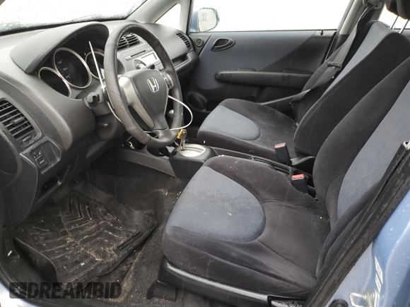 2008 Honda Fit Sport z VIN JHMGD38648S051884, wystawiony jako Copart lot #57613495 z przebiegiem Nie podano mil oraz Szkoda całkowita • Salvage title. Historia ofert i sprzedaży dostępna na DreamBid. Obrazek 7.