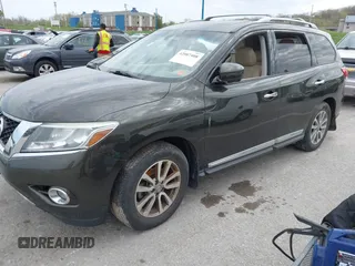 2015 Nissan Pathfinder SL z VIN 5N1AR2MM9FC708298, wystawiony jako IAAI lot #42007408 z przebiegiem 144 114 mil mil oraz . Historia ofert i sprzedaży dostępna na DreamBid. Obrazek 2.