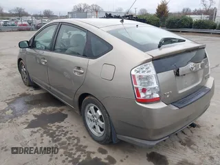 2008 Toyota Prius with VIN JTDKB20U387787708, listed as a IAAI auction lot 41544365 with 132,439 mi miles and . Bid and sale history available at carsss.com. Image 3.