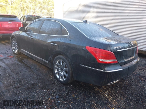 2011 Hyundai Equus Signature z VIN KMHGH4JF9BU038254, wystawiony jako IAAI lot #41521970 z przebiegiem 108 107 mil mil oraz . Historia ofert i sprzedaży dostępna na DreamBid. Obrazek 3.