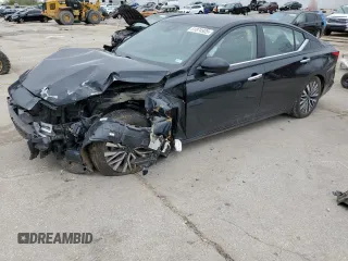 2023 Nissan Altima SV z VIN 1N4BL4DV0PN358375, wystawiony jako Copart lot #51874935 z przebiegiem 75 249 mil mil oraz Szkoda całkowita • Salvage title. Historia ofert i sprzedaży dostępna na DreamBid. Obrazek 1.
