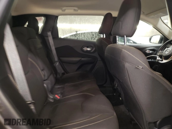 2016 Jeep Cherokee Latitude with VIN 1C4PJMCBXGW242415, listed as a Copart auction lot 48760805 with 139,039 mi miles and Salvage Title. Bid and sale history available at DreamBid. Image 10.
