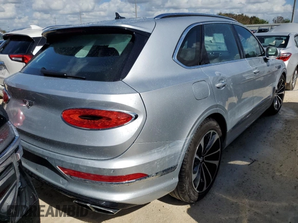 2021 Bentley Bentayga V8 z VIN SJAAM2ZV4MC034001, wystawiony jako Copart lot #78093424 z przebiegiem Nie podano mil oraz Szkoda całkowita • Salvage title. Historia ofert i sprzedaży dostępna na DreamBid. Obrazek 6.