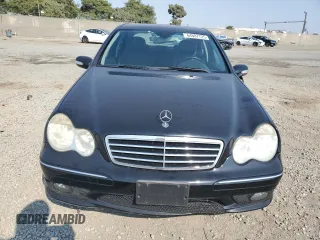 2007 Mercedes-Benz C 230 Sport z VIN WDBRF52H67A931417, wystawiony jako Copart lot #64887725 z przebiegiem 129 258 mil mil oraz Szkoda całkowita • Salvage title. Historia ofert i sprzedaży dostępna na DreamBid. Obrazek 5.