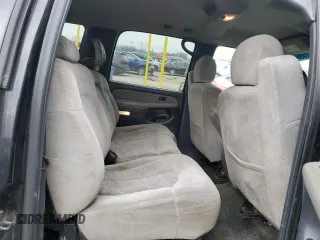 2001 Chevrolet Suburban LS with VIN 3GNFK16TX1G212288, listed as a Copart auction lot 43882585 with 312,730 mi miles and Salvage Title. Bid and sale history available at carsss.com. Image 11.