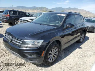 2020 Volkswagen Tiguan S с VIN 3VV1B7AX7LM133358, выставлен на аукционе Copart как лот 61960445 с пробегом 74 698 миль миль и Списание • Salvage title. История ставок и продаж доступна на DreamBid. Изображение 1.
