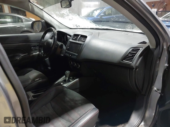 2018 Mitsubishi Outlander Sport SE 2.4 with VIN JA4AR3AW1JU012676, listed as a IAAI auction lot 41618788 with 153,515 mi miles. Bid and sale history available at carsss.com. Image 5.
