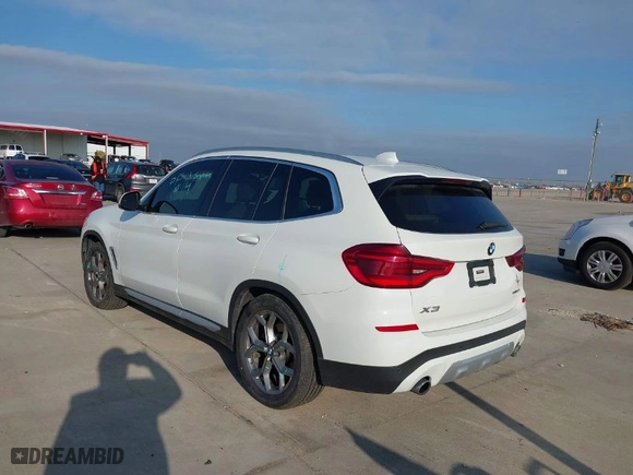 2021 BMW X3 sDrive30i with VIN 5UXTY3C08M9E99698, listed as a IAAI auction lot 41584248 with 46,450 mi miles. Bid and sale history available at carsss.com. Image 3.