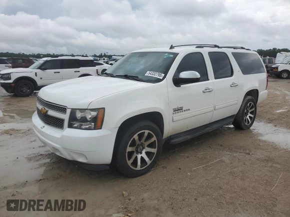 2014 Chevrolet Suburban LT with VIN 1GNSCJE08ER180837, listed as a Copart auction lot 54332795 with 158,272 mi miles and Clean Title. Bid and sale history available at carsss.com. Image 1.