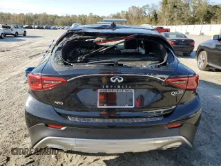 2018 Infiniti QX30 Luxury with VIN SJKCH5CR4JA056321, listed as a Copart auction lot 76099664 with 56,537 mi miles and Salvage Title. Bid and sale history available at DreamBid. Image 6.