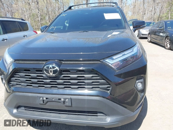 2024 Toyota RAV4 XLE Premium with VIN 2T3A1RFV9RC425493, listed as a IAAI auction lot 41973775 with 15,827 mi miles and . Bid and sale history available at DreamBid. Image 12.